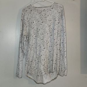 FWRD Denim & Co 2XL long sleeve white & army green spotted T-shirt